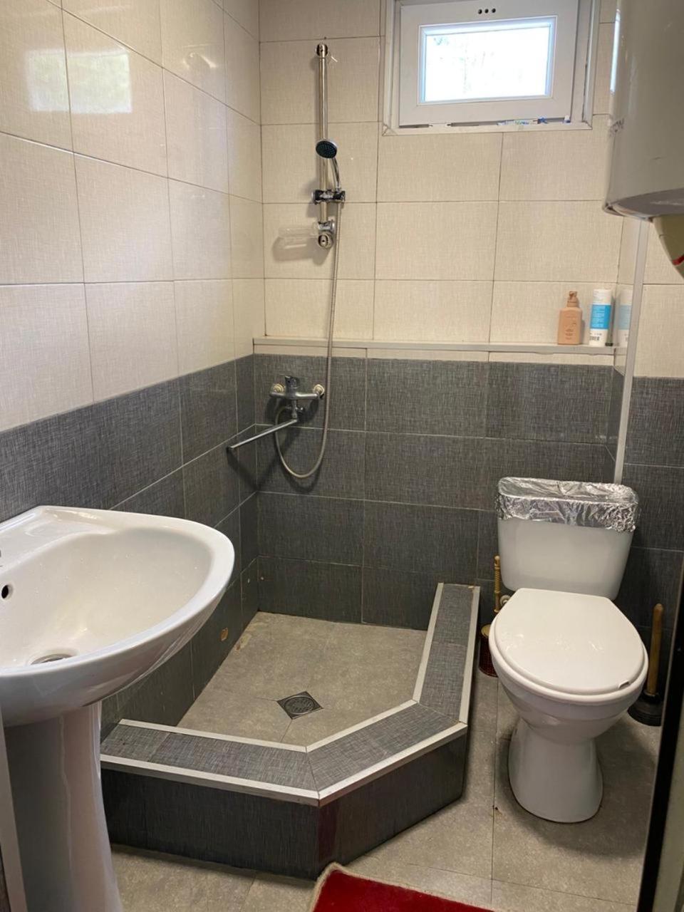 Lia Jamdeliani Guest House Bagvdanari Habitación foto